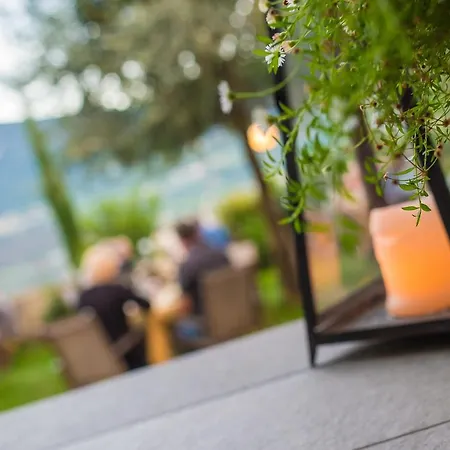 Hotel Ansitz Am Eck By Pernhof 2*