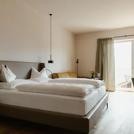 Ansitz Am Eck By Pernhof Hotel Termeno