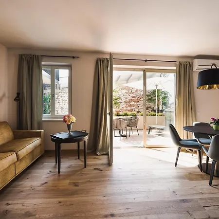 Ansitz Am Eck By Pernhof Hotel
